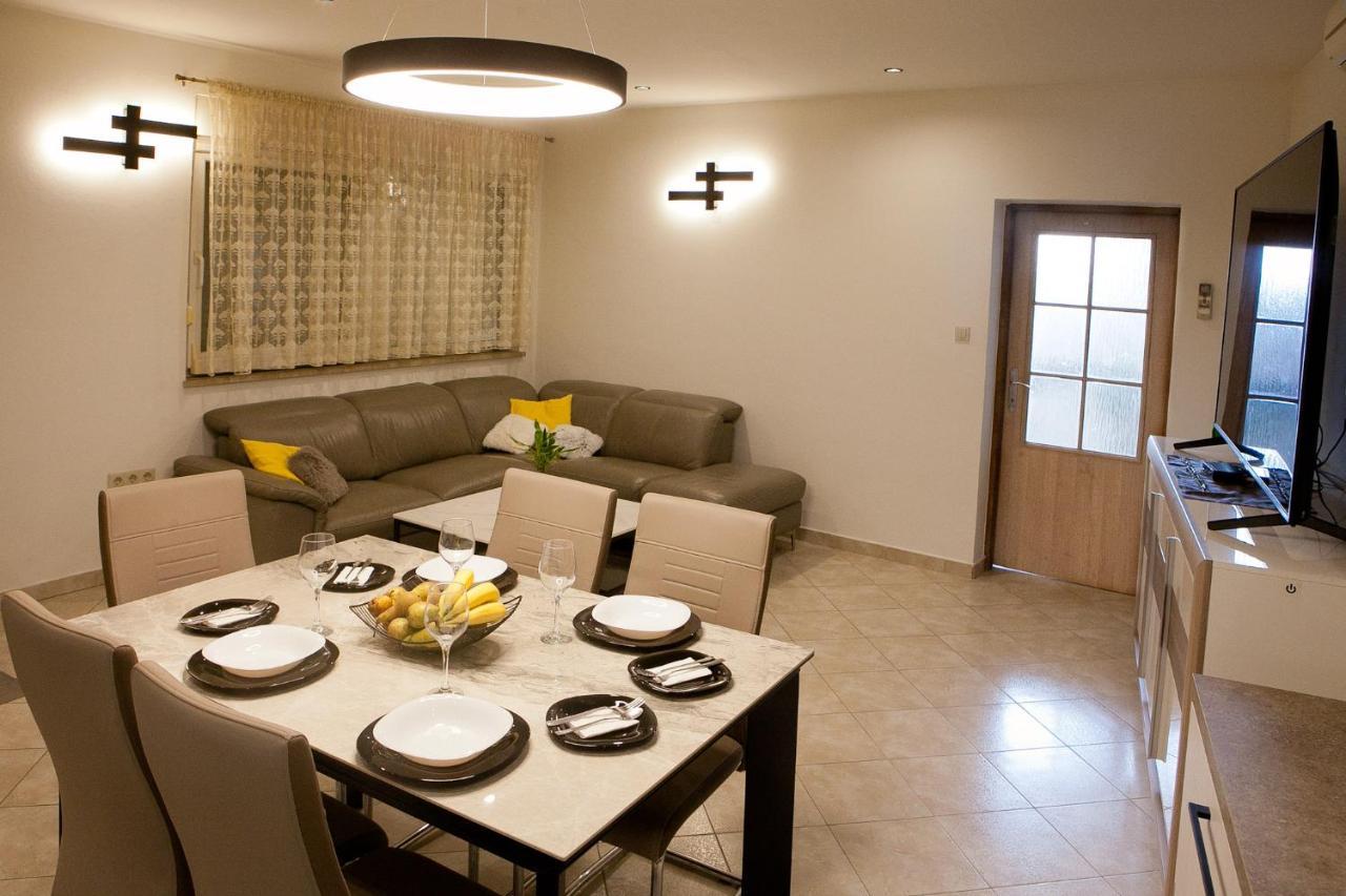 Apartment Nikoleto ザダル エクステリア 写真