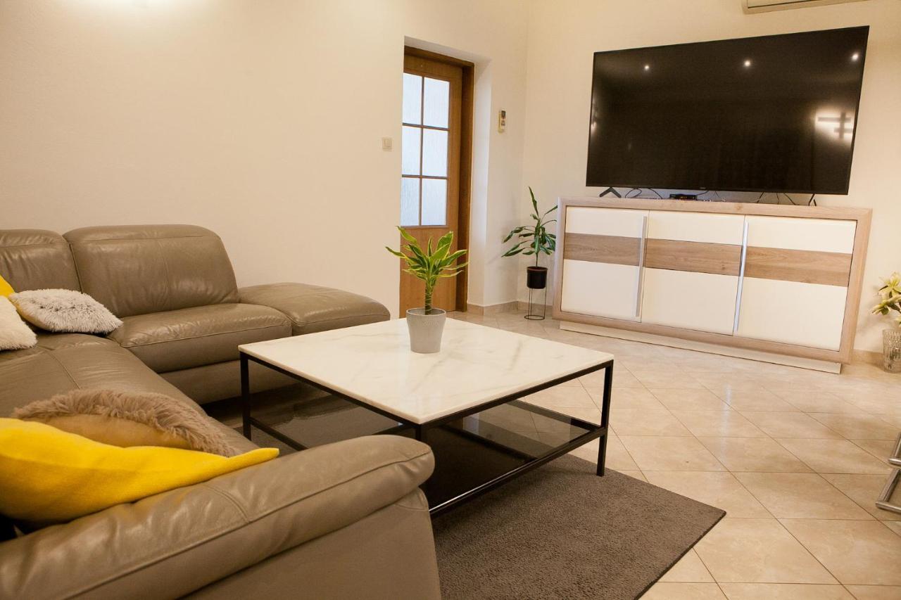 Apartment Nikoleto ザダル エクステリア 写真
